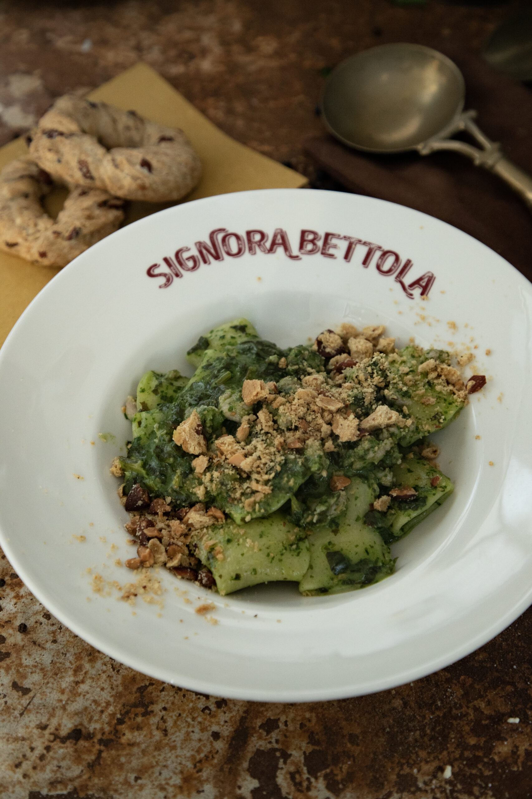 paccheri salsicce e friarelli signora bettola
