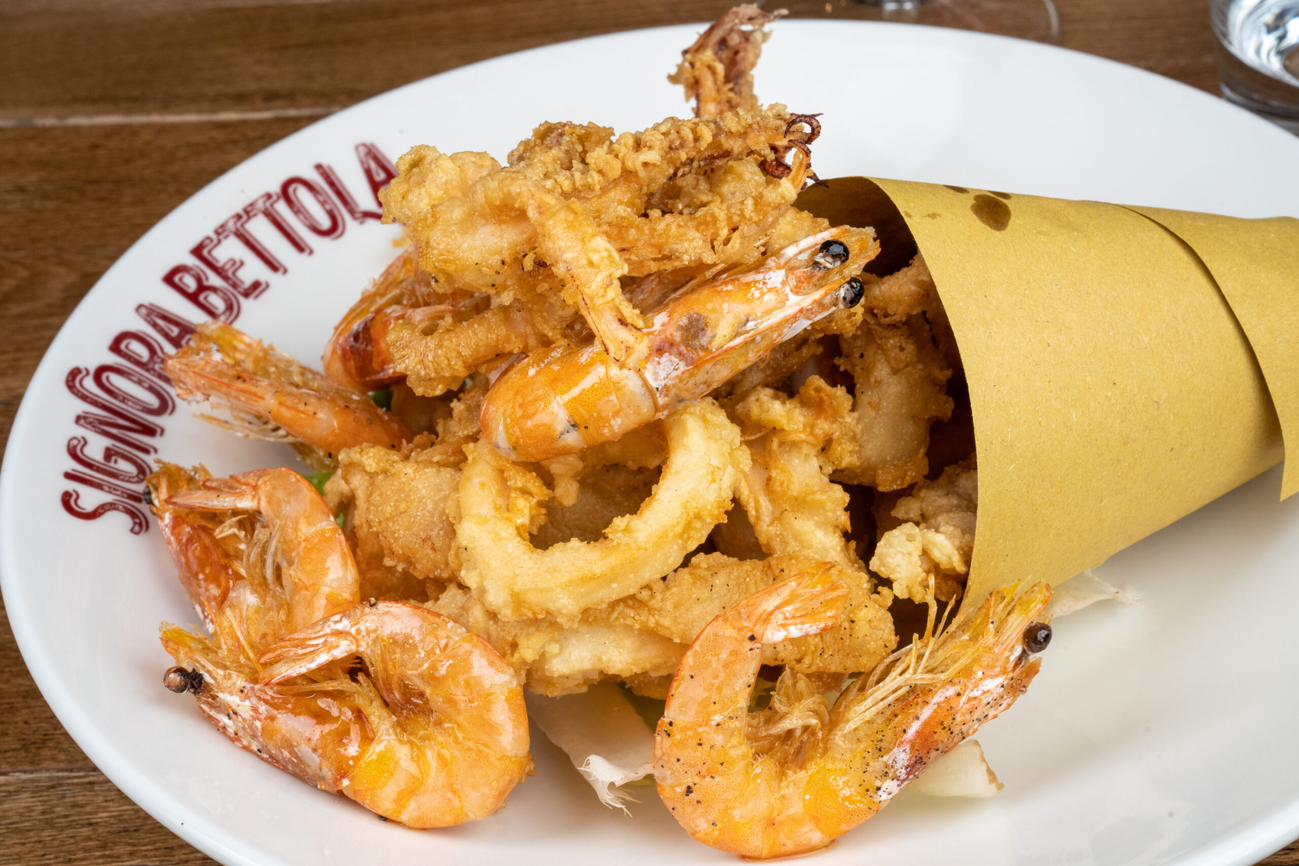 gamberi e calamari fritti signora bettola